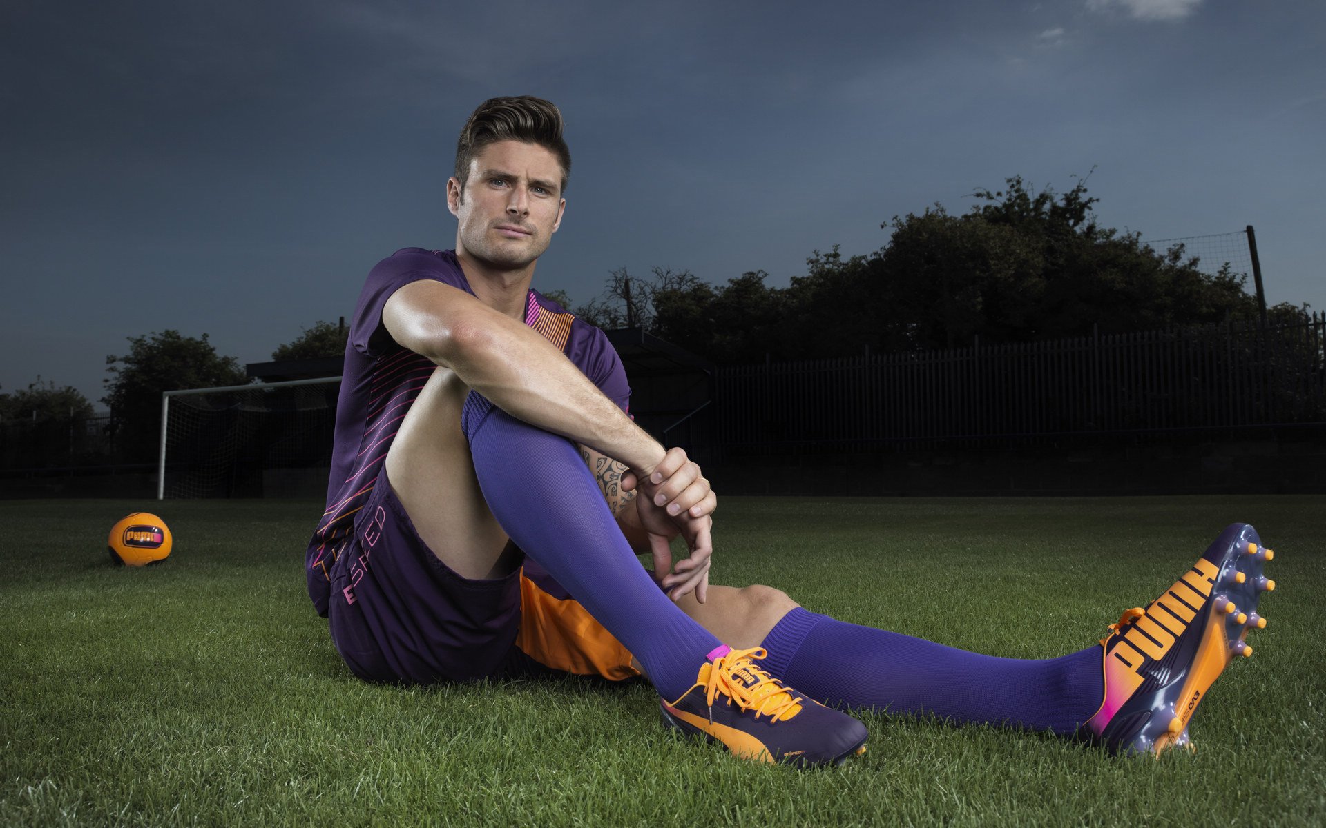 开云体育app官网-冲刺在即，谁能笑到最后？，冲刺 意思